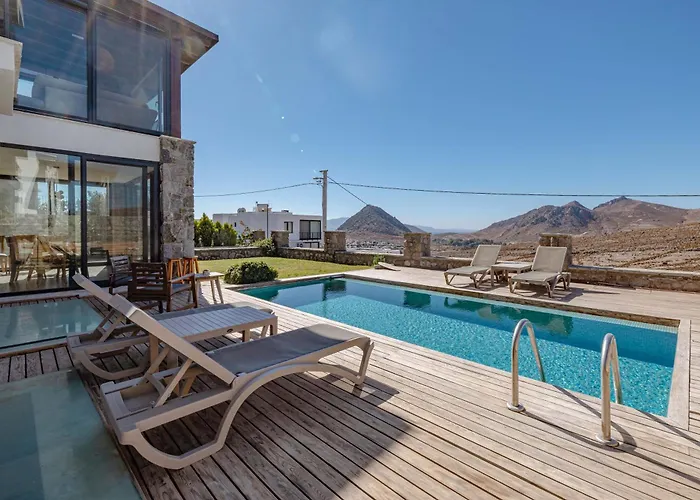 Vila Elegant Private Pool & Stunning Views