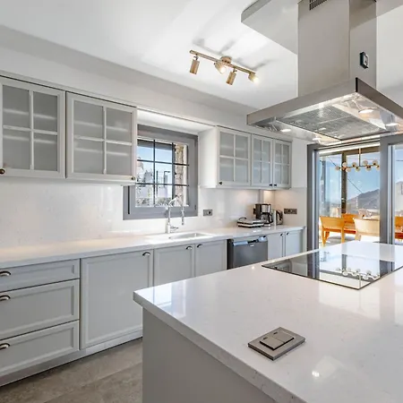 ヴィラ Elegant Private Pool & Stunning Views ボドルム