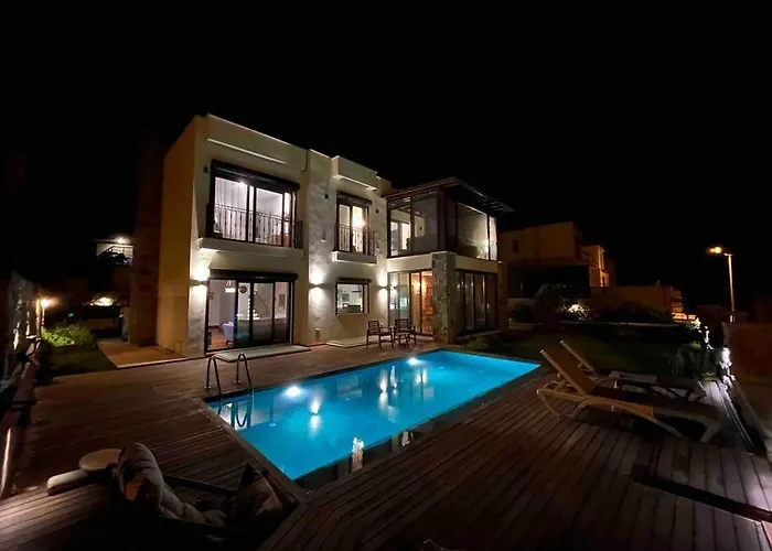Elegant Private Pool & Stunning Views Villa Bodrum