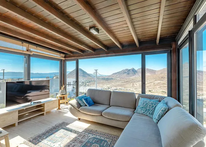 Elegant Private Pool & Stunning Views Villa