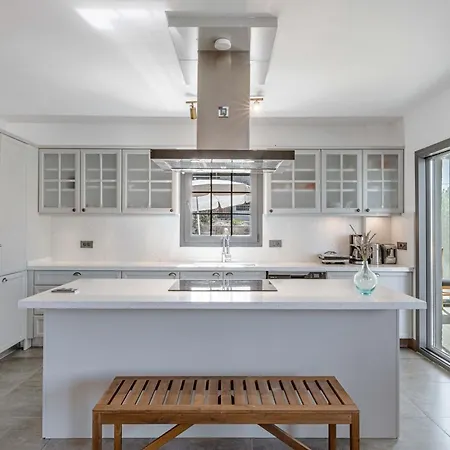 Elegant Private Pool & Stunning Views Willa *