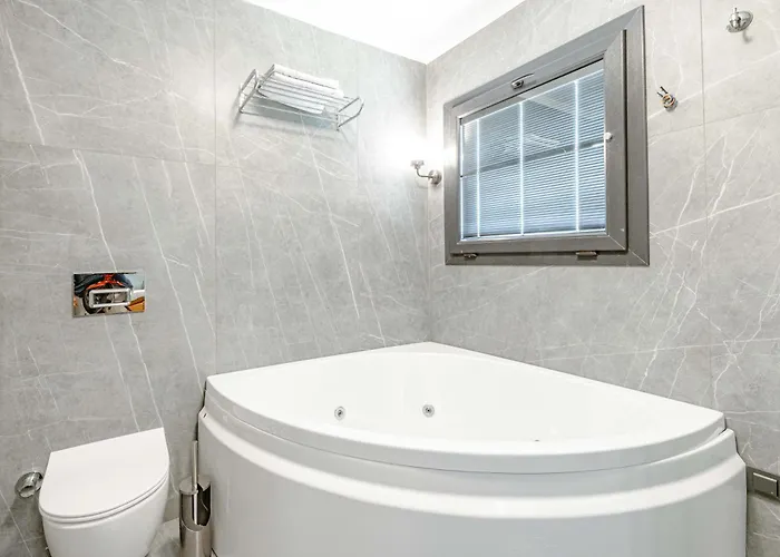 Villa Elegant Private Pool & Stunning Views Bodrum