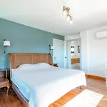 Elegant Private Pool & Stunning Views